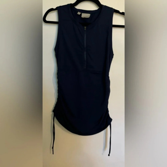 Athleta Womens XS Navy sleeveless half-zip rouched‎ sides Navy Stretch Top - Picture 1 of 8